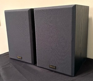 lot 48 image: Pair of Yamaha Speakers NS-A525.