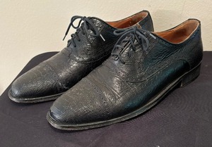 lot 102 image: Three Pairs of Zelli Italian Shoes
