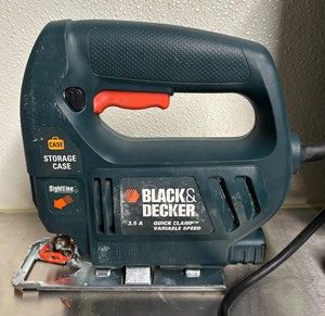 lot 149 image: Black & Decker Quick Clamp Variable Speed Saw
