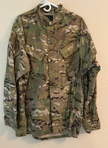 lot 121 image: Three Camouflage Military Style Jackets