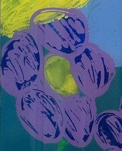 lot 124 image: Lovely Glass Floral Wall Decor