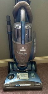 lot 171 image: Bissell Healthy Home Vacuum