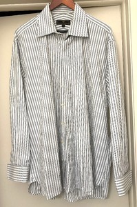 lot 23 image: 12 Mens Dress Shirts