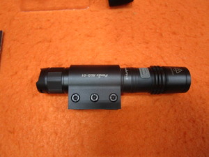 lot 16 image: Fenix PD 35 Scope Light wMount