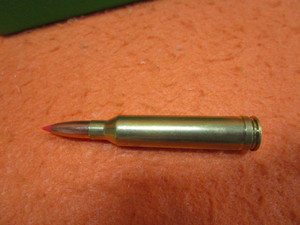 lot 46 image: (50) 7mm Bullets (Re-loads)