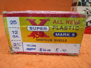 lot 61 image: (50) 12ga 2 34 6 Shot Shells