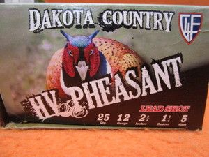 lot 63 image: (69) 12ga 2 34 4 Shot Shells