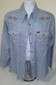 lot 350 image: 1970s Wrangler Snap Down Mens Shirt One-Of-A-Kind Embroidery.