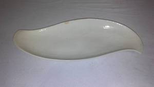 lot 414 image: Red Wing Platter.