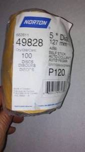 lot 429 image: Norton 5 Sanding Discs P120 Grit 100 Ct.
