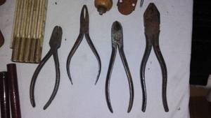 lot 460 image: Hand Tools Nice, Antique Gas Light Fixtures.
