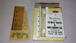lot 474 image: Vintage Promotional Rain Gauges.