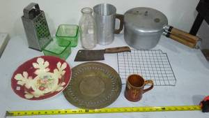 lot 478 image: Kitchen Vintage Lot.
