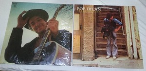 lot 390 image: Bob Dylan -2 albums. Nashville Skyline, Street Legal.