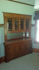 lot 1 image: 1916 2 story farm house to be moved. Upgraded Yet Original Amazing condition NO RESERVE