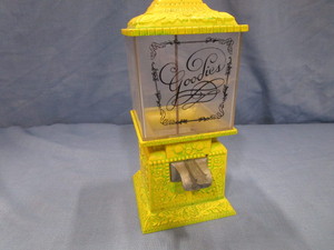 Goodies Dispenser