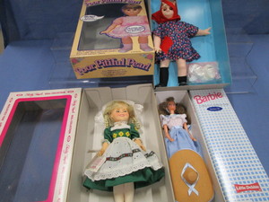 Collector Dolls Barbie, Temple, Pearl