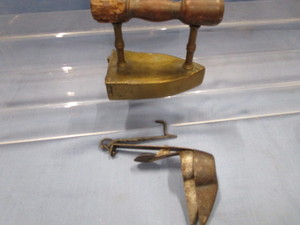 Double Betty Lamp & Brass Iron
