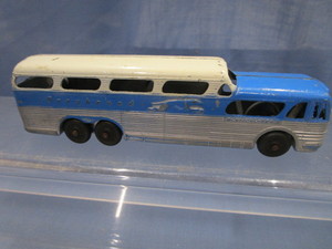 Greyhound Scenic Cruiser Bus