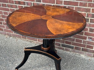 lot 33 image: Woodbridge Hope Center Table