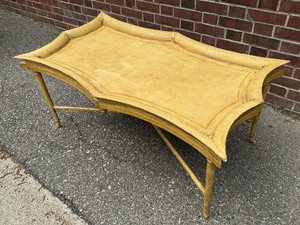 lot 29 image: Salon Humphrey Coffee Table