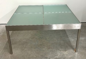 lot 48 image: Gorgeous Contemporary Glass Top Accent Table