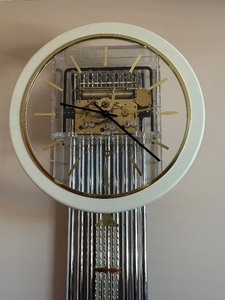 lot 10 image: Howard Miller - Focal Point Hanging Wall Clock