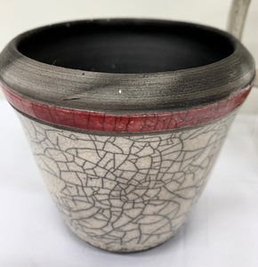 lot 89 image: Artisan Crafted Pottery Items