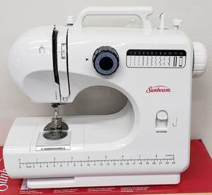 lot 118 image: Sunbeam Compact Sewing Machine - Model SB1818