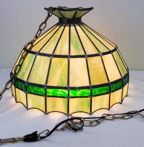 lot 131 image: Vintage Slag Stain Glass Hanging Swag Lamp Light Fixture