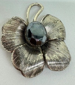 lot 109A image: Vintage Sterling Silver Danecraft Floral Brooch