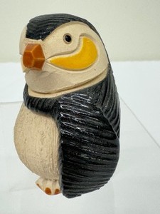 lot 114A image: Artesania Rinconada Penguin Carved Wood Figurine