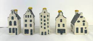 lot 185 image: Set of Five KLM Delft Blue Houses including KLM Delft House No. 24 and 32