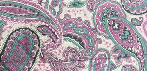lot 220 image: Cozelle King Size Reversible Down Alternative Blanket-NEW