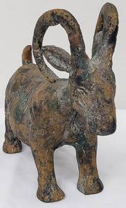 lot 199 image: Vintage Cast Iron Ram Sculpture