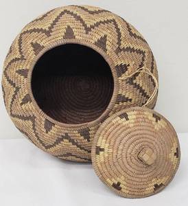 lot 283 image: African Hand Woven Basket with Lid