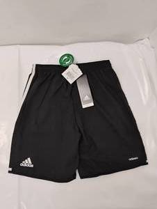 NEW ADIDAS SHORTS SIZE MEDIUM