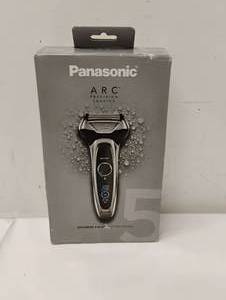NEW PANASONIC ARC PRECISION SHAVING