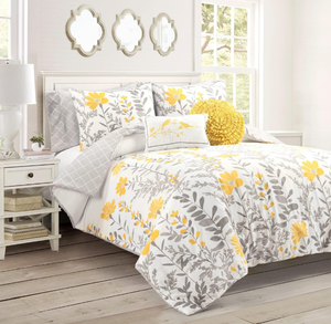 lot 113 image: Queen Size 8PCS Lush Decor Aprile Soft Reversible Floral Comforter Set