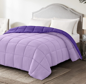 lot 124 image: Queen Size Homelike Moment Lightweight Comforter