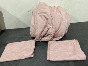 lot 252 image: 3PCS Bedsure Comforter Set - Warm Taupe Cal King Size Comforter, Soft Bedding for All Seasons