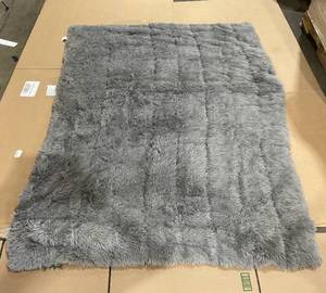 lot 107 image: Grey Twin Size Fur Blanket