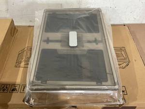 lot 362 image: LOT OF 5 Collapsible Storage Bins