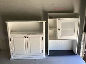 lot 499 image: Alaterre Furniture Toilet Hutch with Mixed Storage. 27x8x62