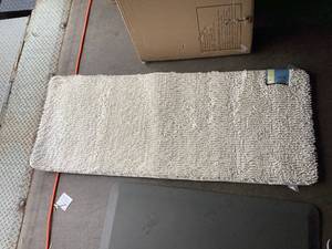 lot 569 image: 60x24 Bathroom Mat with Anti Skid Back