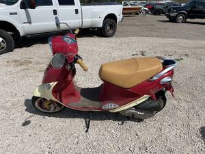 2016 Genuine Scooter Co. Buddy - 1,636MILES