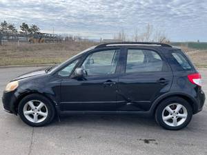 2008 Suzuki SX4 Crossover - AWD - 2 OWNERS