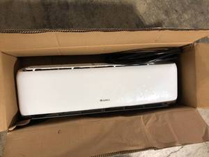 GREE LIVO 12,000 BTU 1 Ton 16 SEER Smart Home Wi-Fi Ductless Mini Split Air Conditioner Missing the Heat Pump - 115V60Hz Customer Returns See Pictures