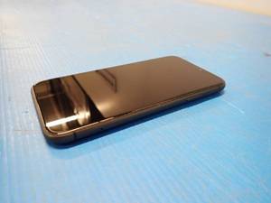 Apple&nbspIphone 11 A2111  64GB of storage  Cellular Carrier Unlocked  Includes Charging Cable&nbsp