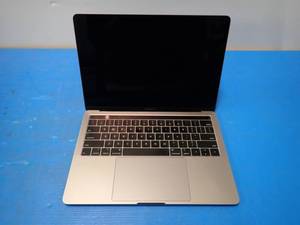 Apple&nbspMacBookPro15,2 A1989 &nbspINTEL CORE I5-8279U 2.4 Ghz  8GB DDR4 SDRAM  251GB SSD  13.3 screen with 2560 x 1600 Resolution  Includes IOS and Charger&nbsp